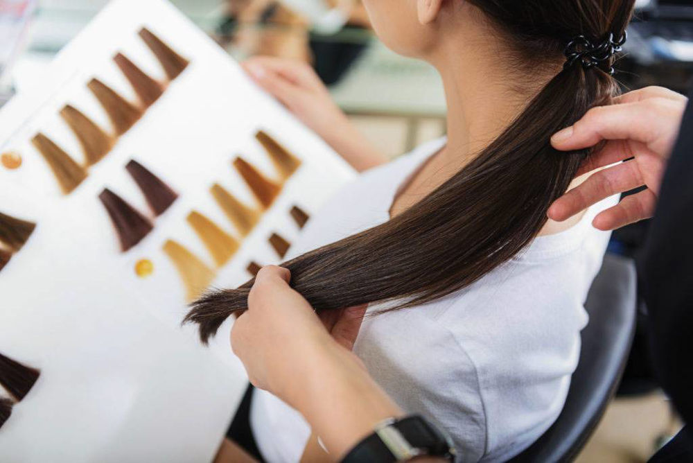 بهترین رنگ مو برای پوست گندمی